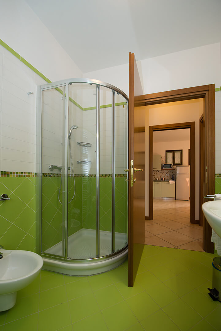 appartamento-a-canevini-bagno-4